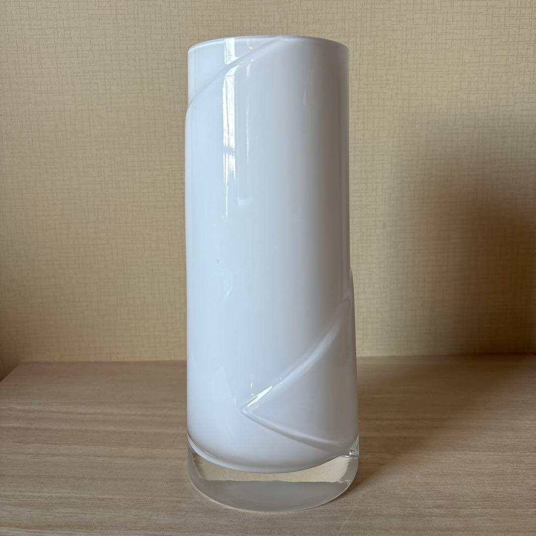 イッタラ　オパールホワイト　ガラス花瓶　ヴィンテージ　フラワーベース