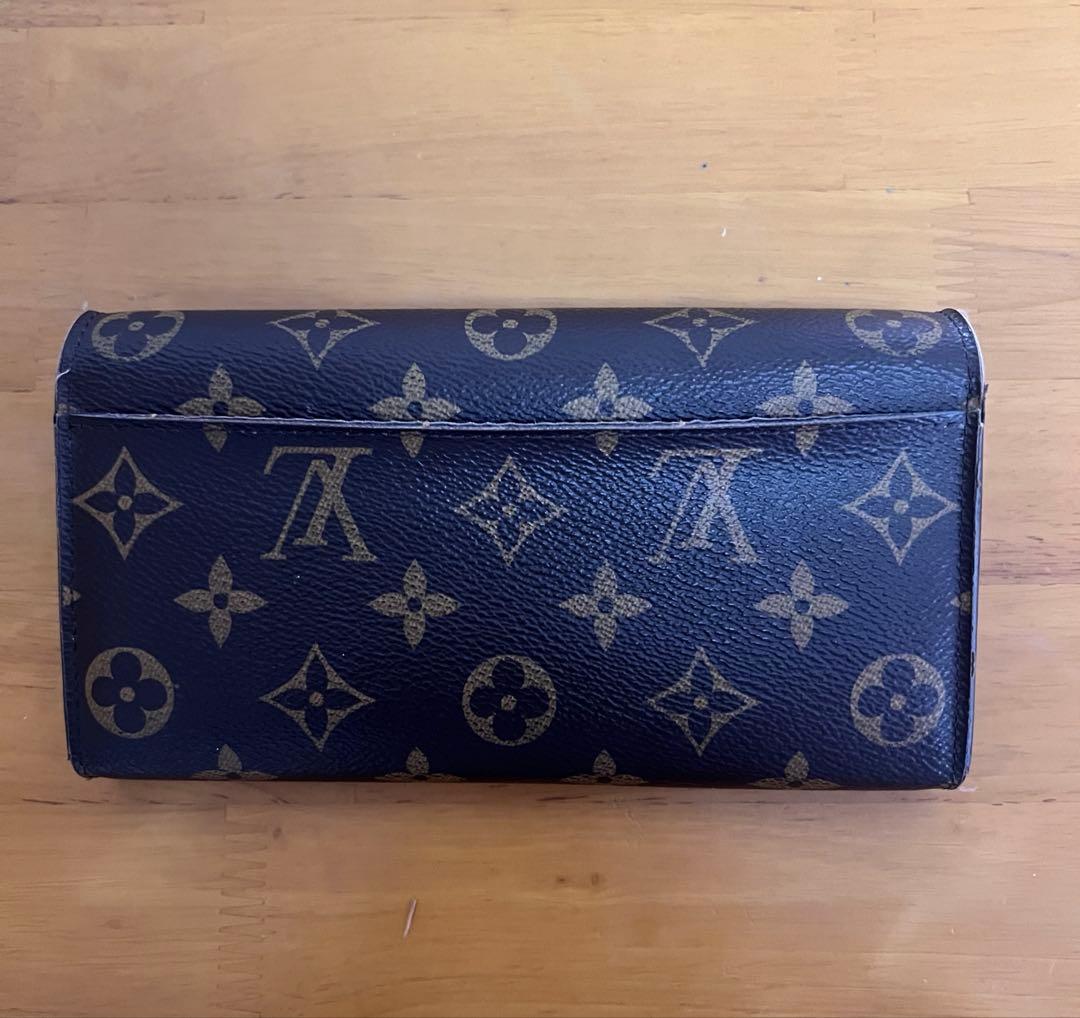 ルイヴィトン　ボルトフォイユ・サラ　長財布