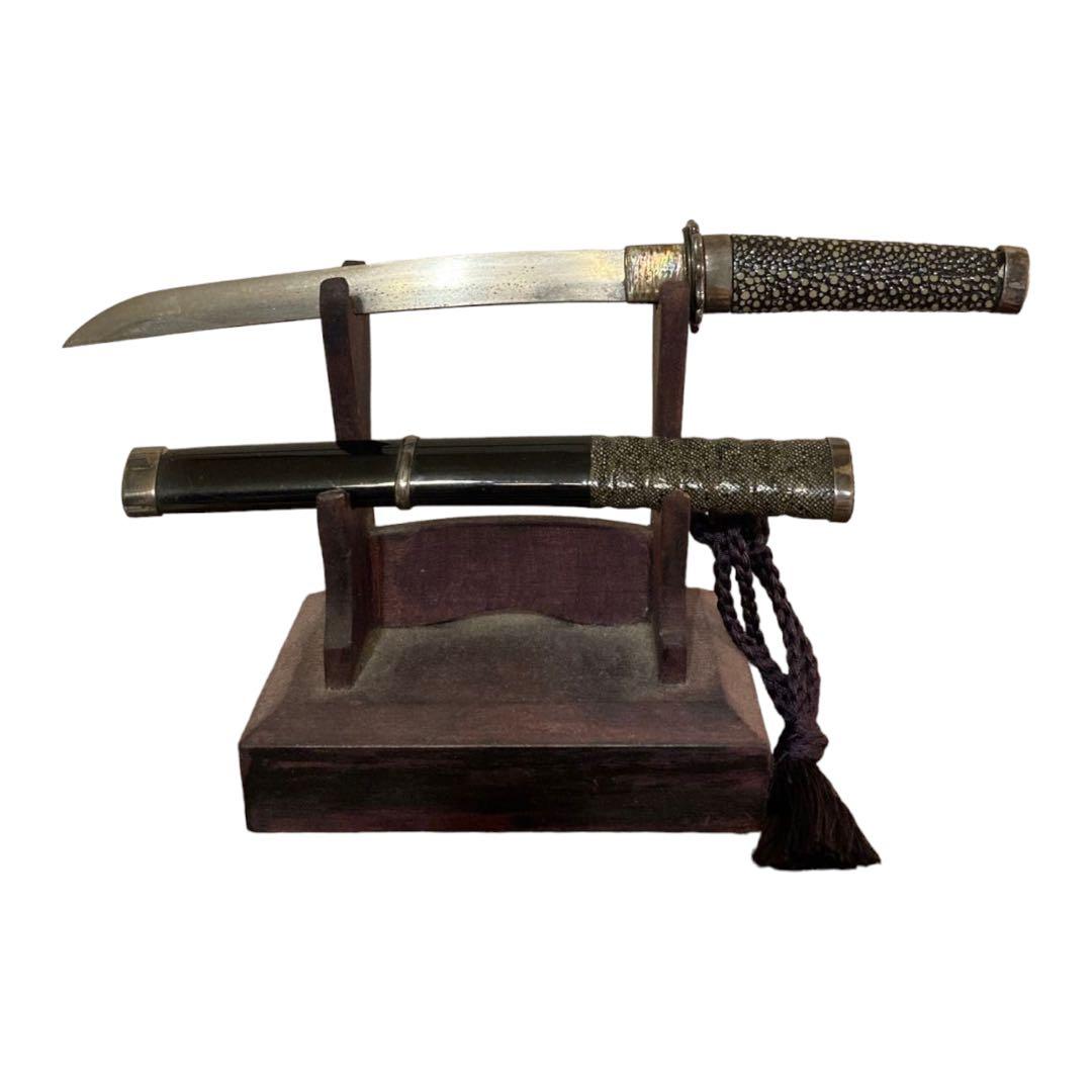 珍品骨董　本物鮫皮　ミニチュア刀剣　台座付き　ペーパーナイフ