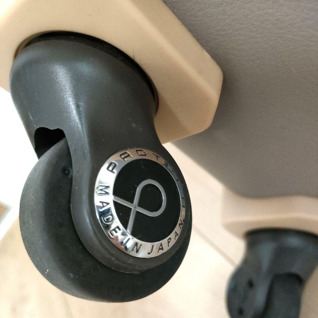 プロテカ ジーニオセンチュリーソフト グレージュ 機内持ち込み 28L