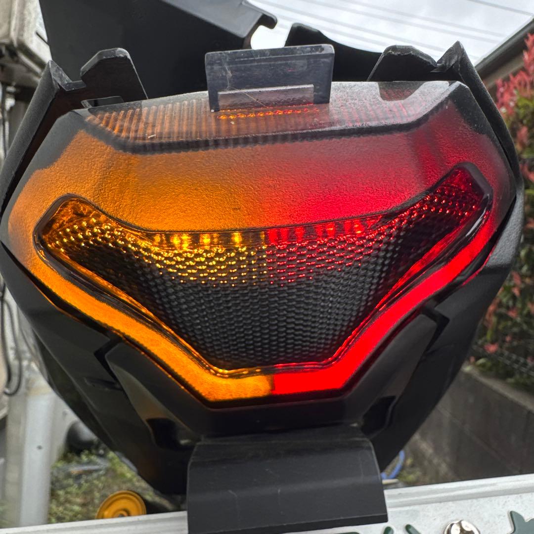 TST テールランプ スモーク YZF-R25