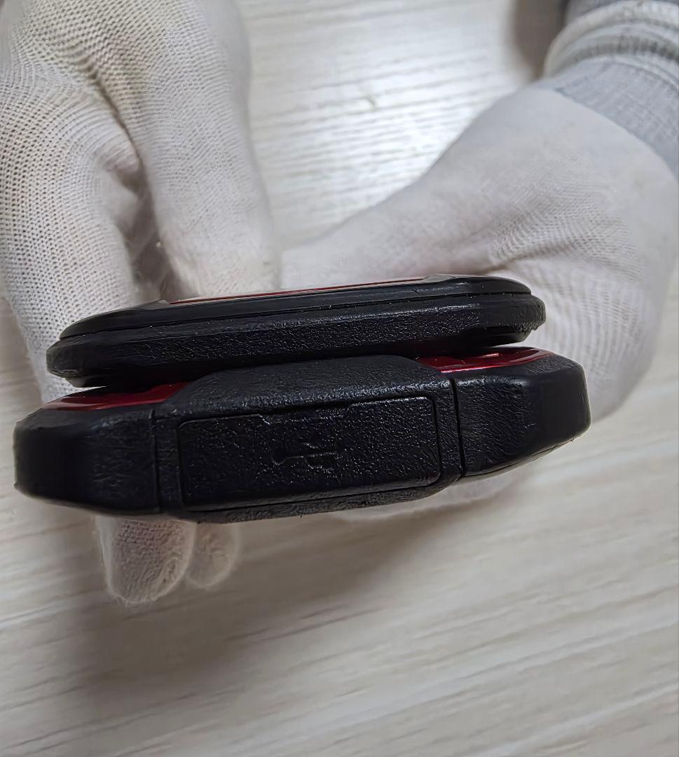 TORQUE X01フリップ式携帯電話 レッド