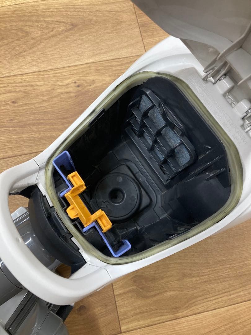 三菱　MITSUBISHI 紙パック式 掃除機 紙パック掃除機 2021年製