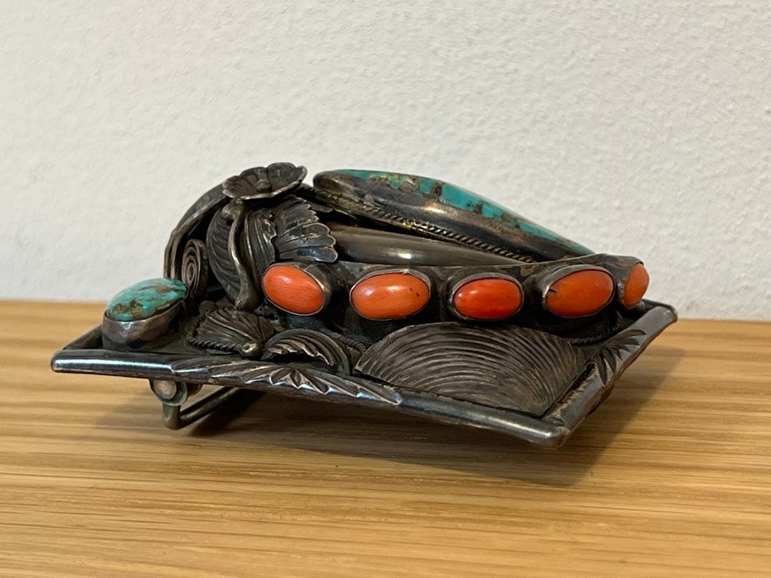 ネイティブ・アメリカン ベアクロー・ターコイズ・コーラル装飾アンティークバックル