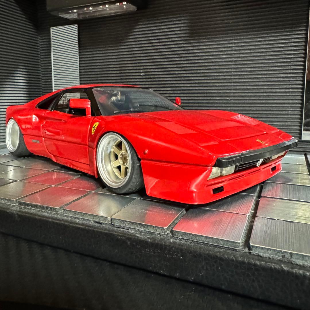 ホットウィール 1/18 フェラーリ 288GTO (カスタム仕様)
