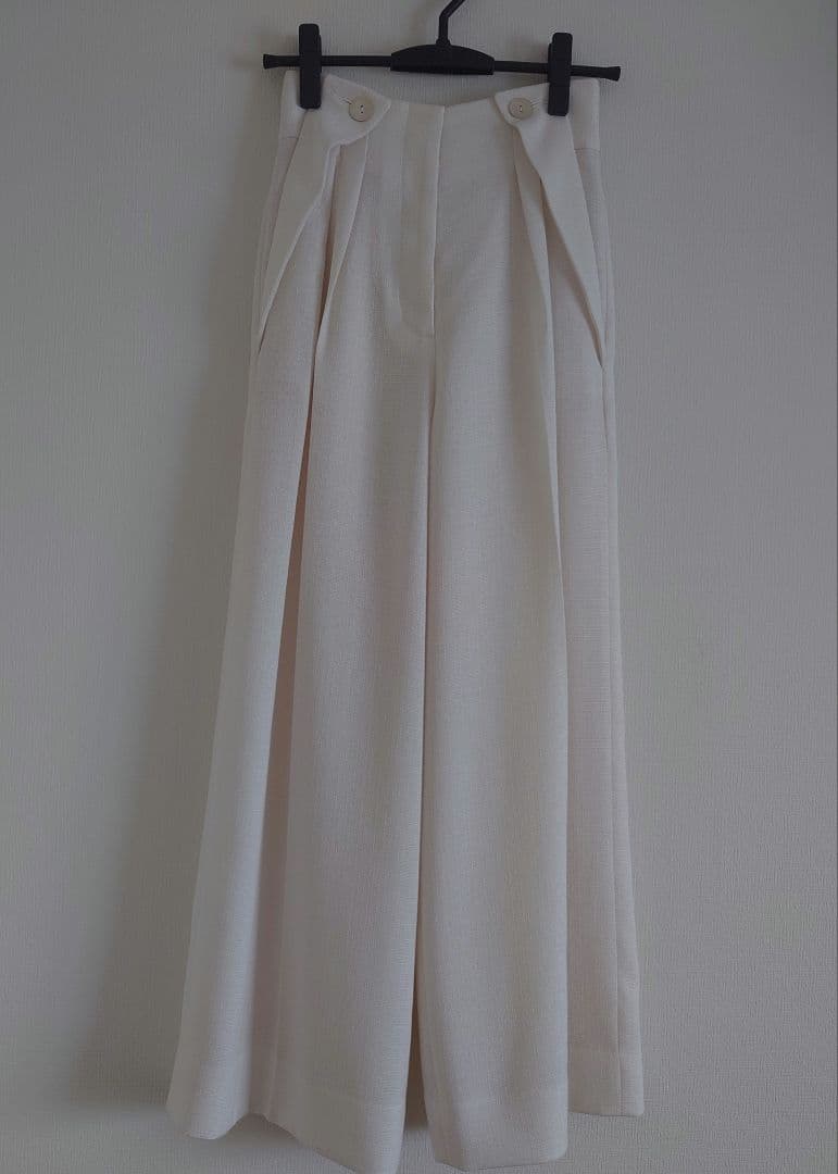 CELFORD　セルフォード　メタル釦ワイドパンツ