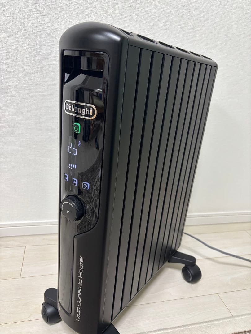 【訳あり美品】DeLonghi オイルヒーター ブラックmdhu15-pb