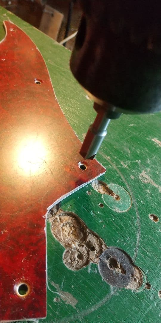 オリジナルピックガード製作  サドウスキー５弦用