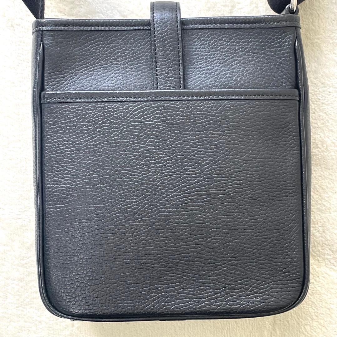 【美品】バーバリー ショルダーバッグ シボ革 ノバチェック オールレザー 黒