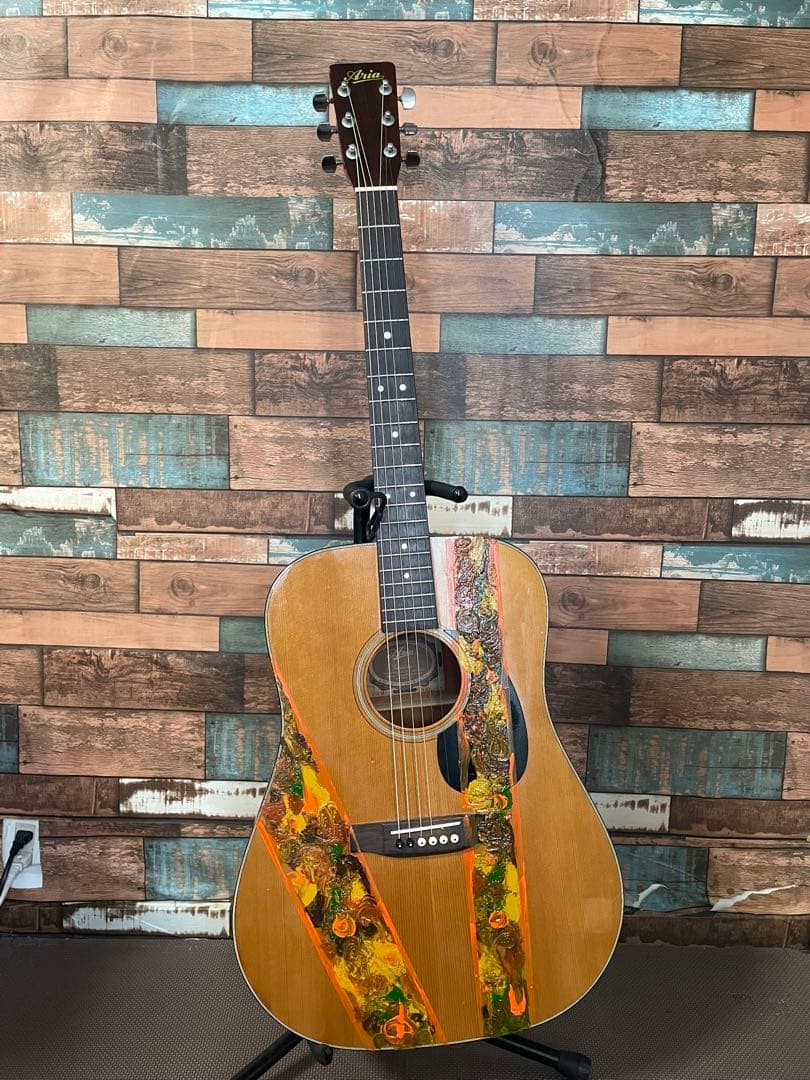 弾いてよし！飾ってよし！Aria W130 アコースティックギター