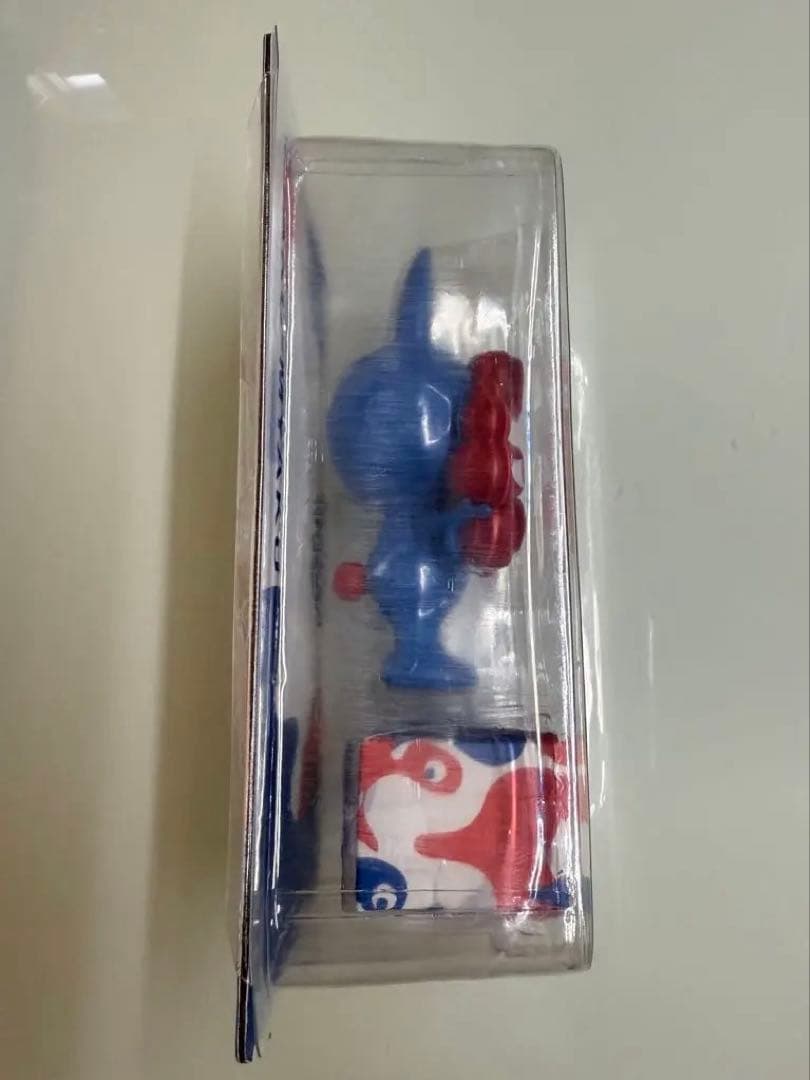 LABUBU MYAKU-MYAKU ストラップ付きフィギュア