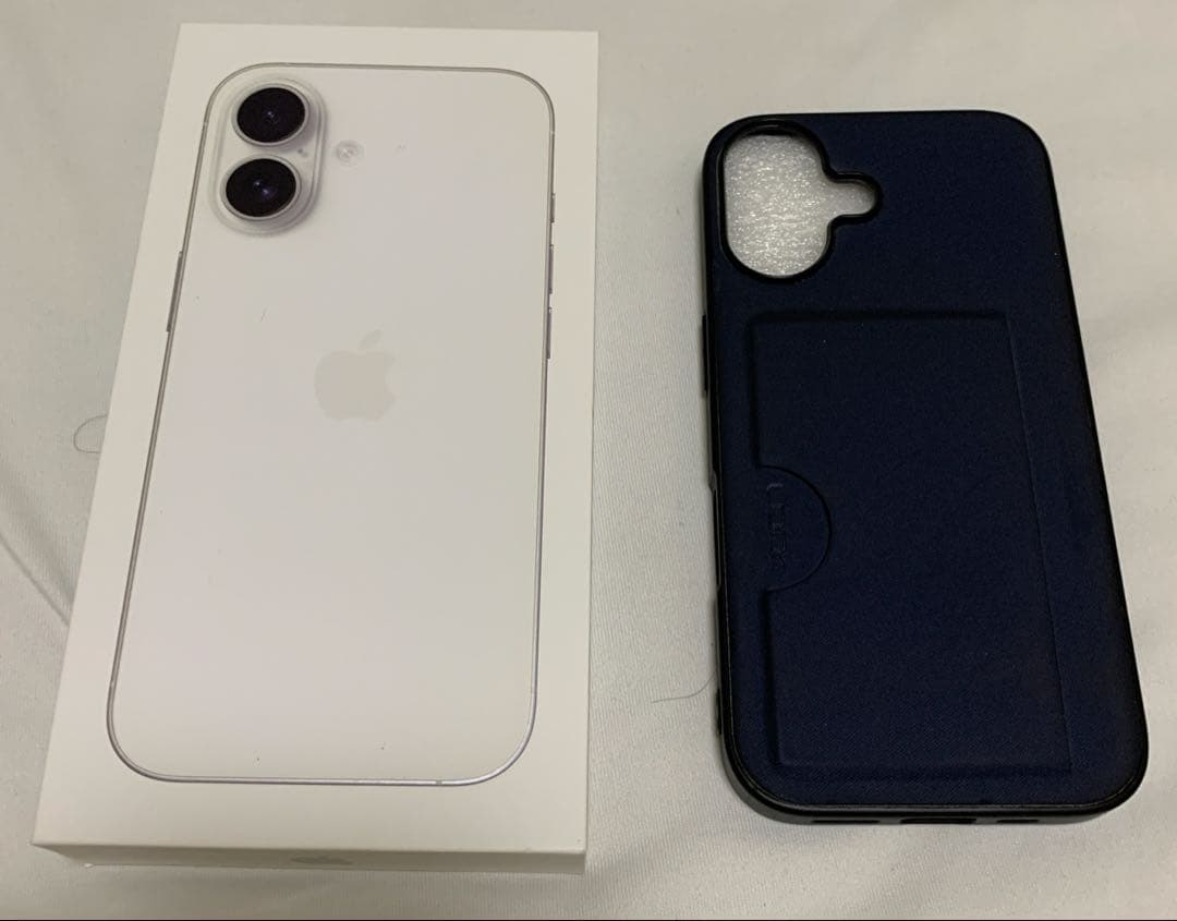 iPhone16 128GB simフリー スマホカバー付き