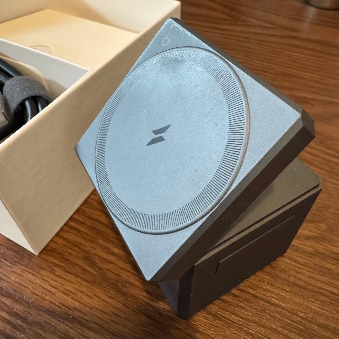 【美品】Anker 3-in-1 Cube with MagSafe