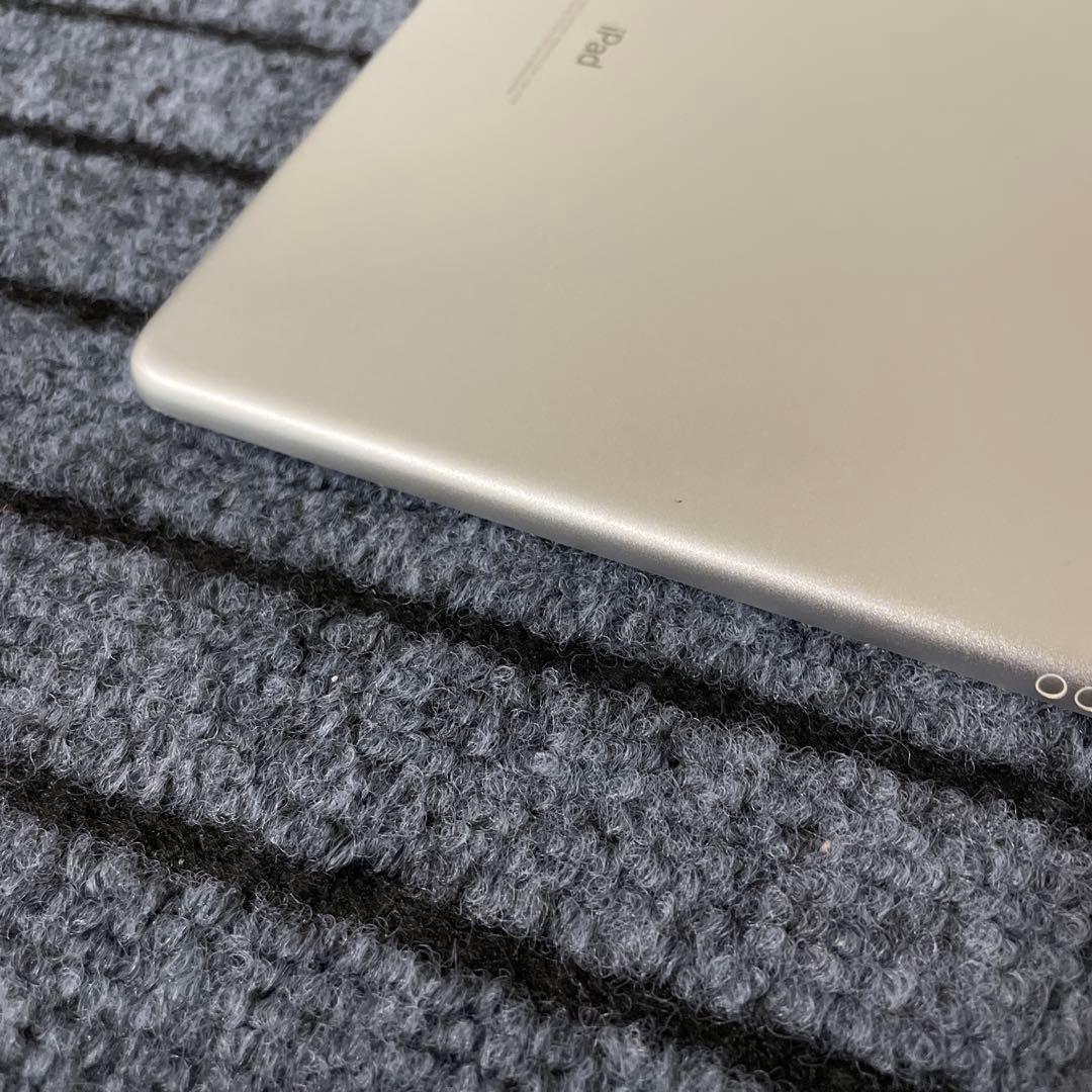 156【早い者勝ち】 iPad Pro 10.5 256GB SIMフリー