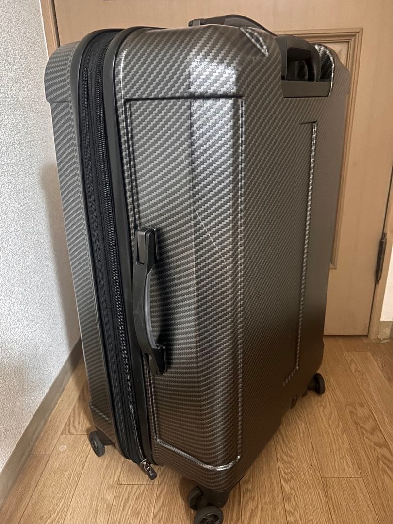 Samsonite カーボンファイバー風キャリーケース 大