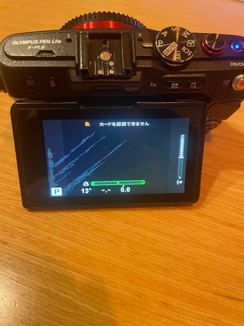 値下げしました！OLYMPUS E-PL6 ミラーレスカメラ