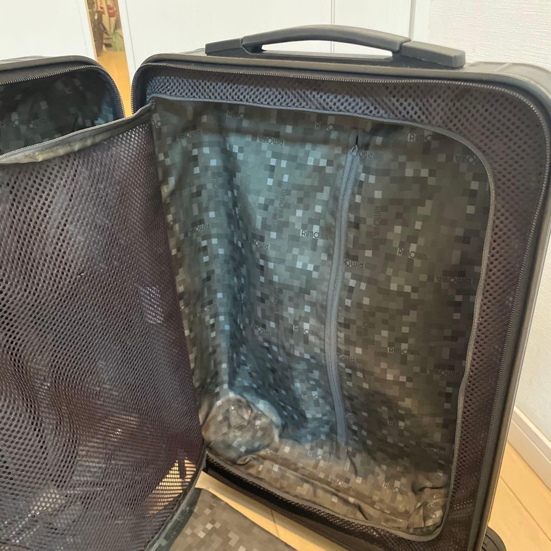 本物 RIMOWA リモワ サルサ　4輪 マットブラック 32L 機内