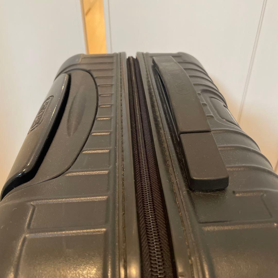 本物 RIMOWA リモワ サルサ　4輪 マットブラック 32L 機内