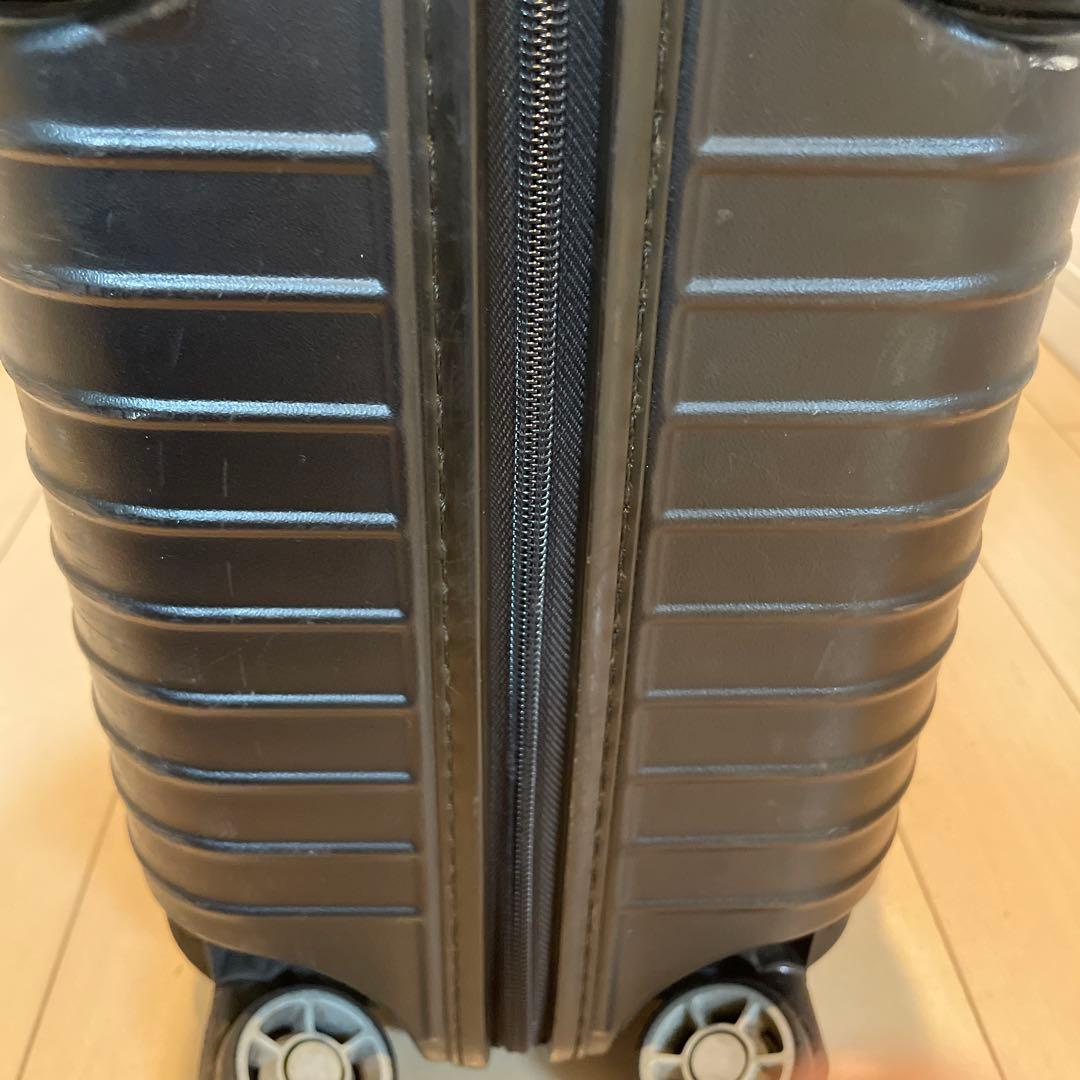 本物 RIMOWA リモワ サルサ　4輪 マットブラック 32L 機内