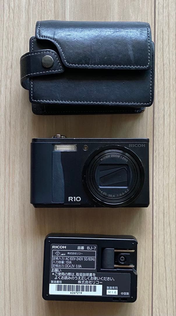 RICOH R10 コンパクトデジタルカメラ
