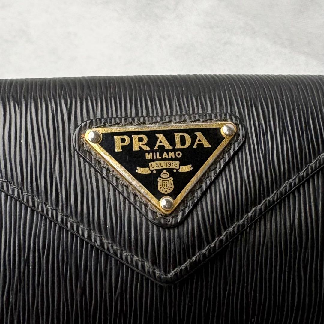 PRADA 三つ折り財布 トライアングルロゴ ヴィッテロムーブ レザー 三角ロゴ