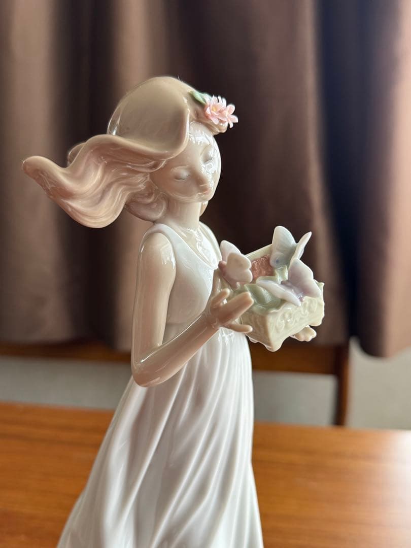 リヤドロ　LLADRO ・私の宝物　32cm