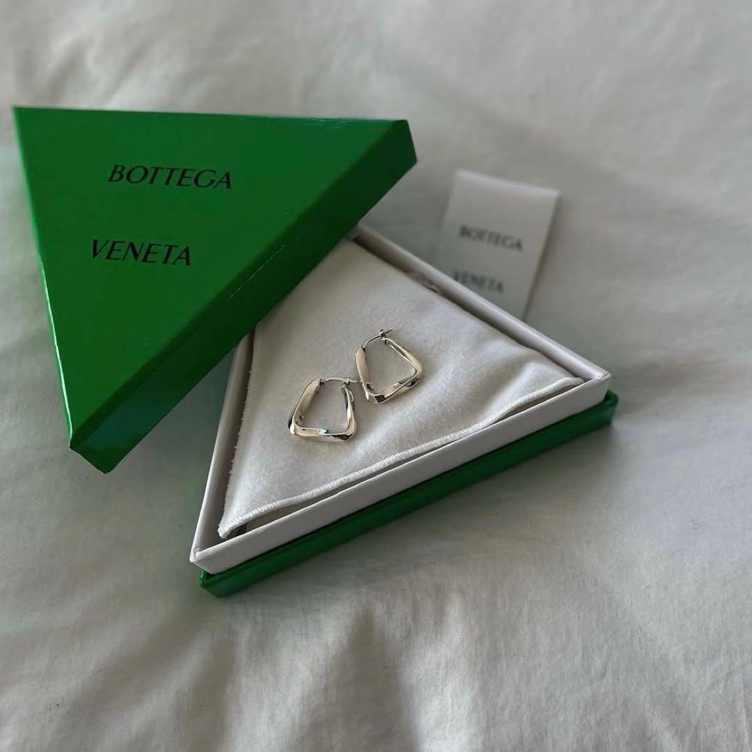 極美品 ボッテガヴェネタ トライアングル ピアス
