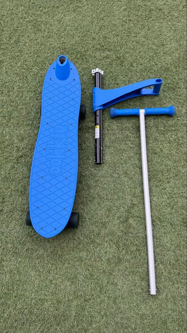 ookkie（オーキー） 2歳から安全に乗れるスケートボード