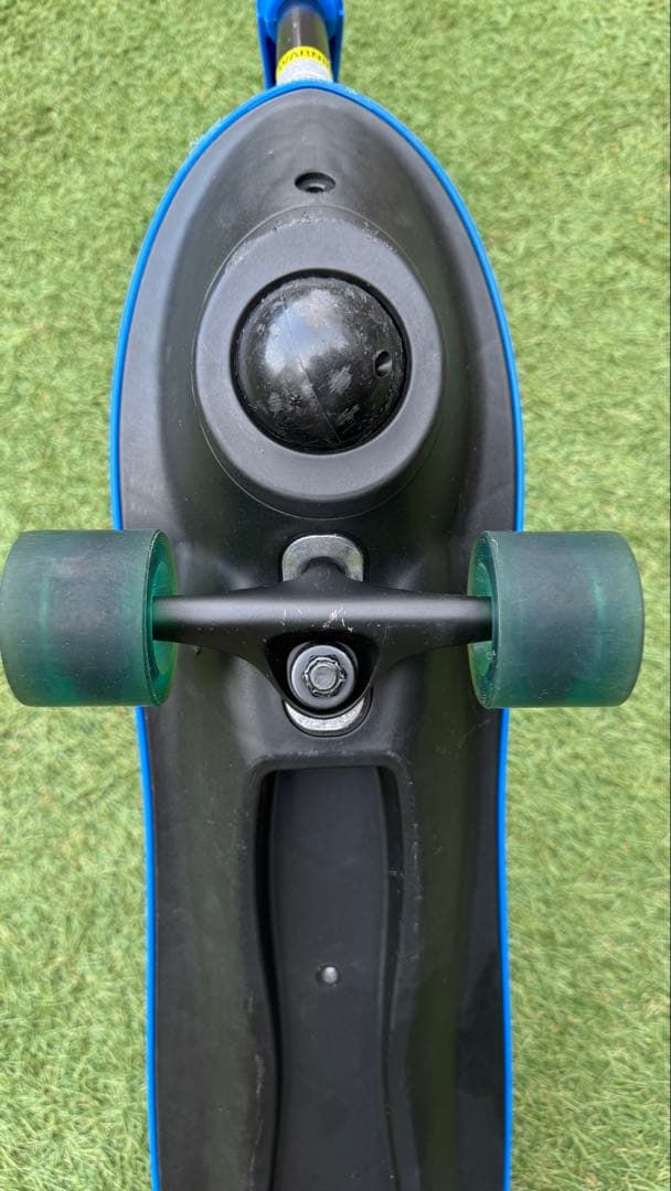 ookkie（オーキー） 2歳から安全に乗れるスケートボード