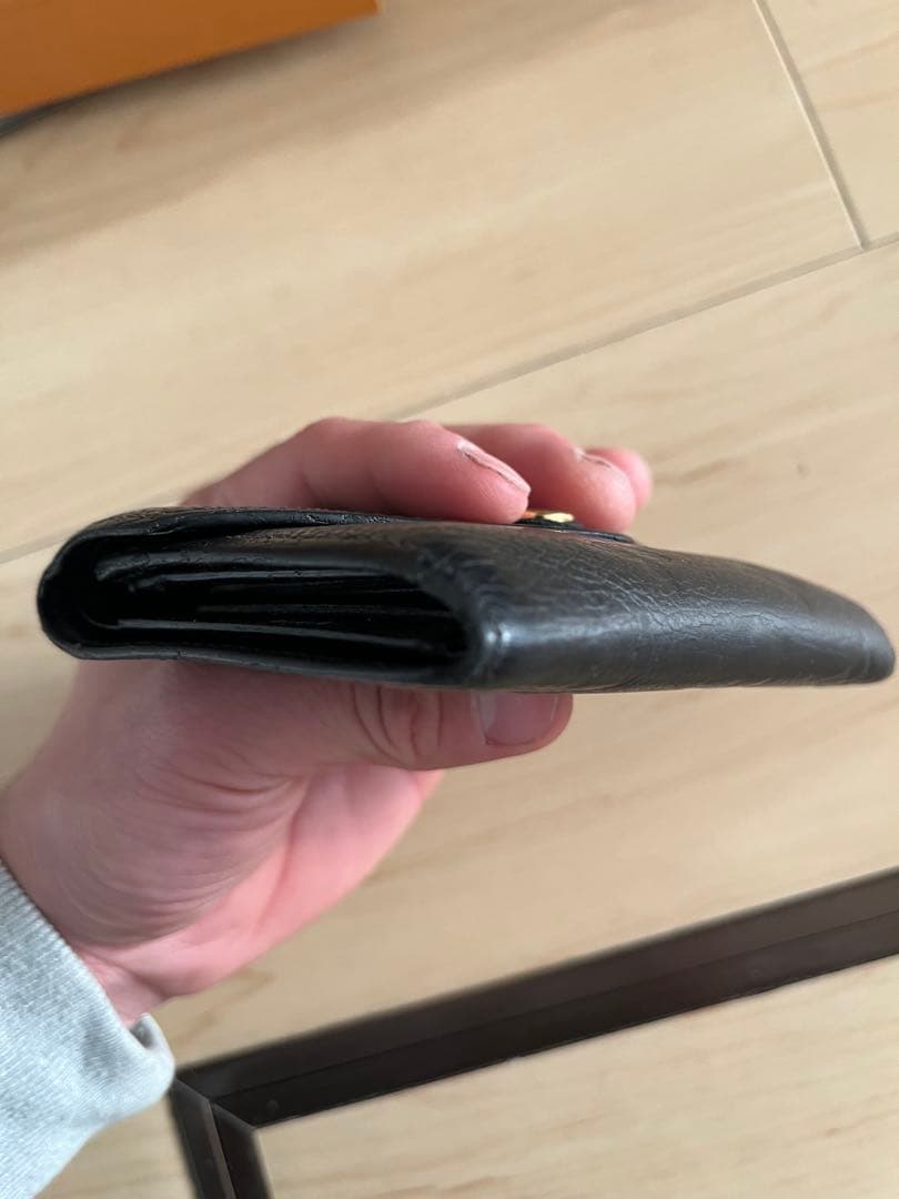 ルイヴィトンアンプラント　財布