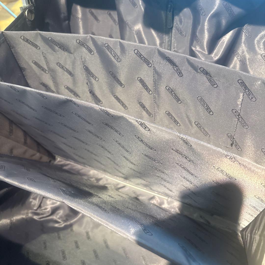 RIMOWA ビジネストローリー グレー 4輪小型キャリーケース