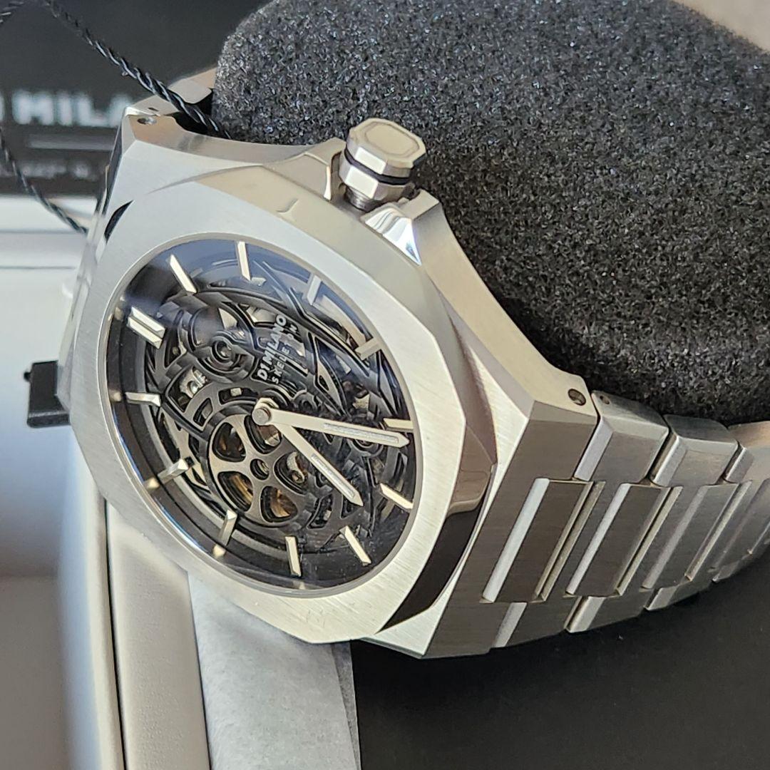 D1 MILANO スケルトン リスタイリング自動巻き腕時計