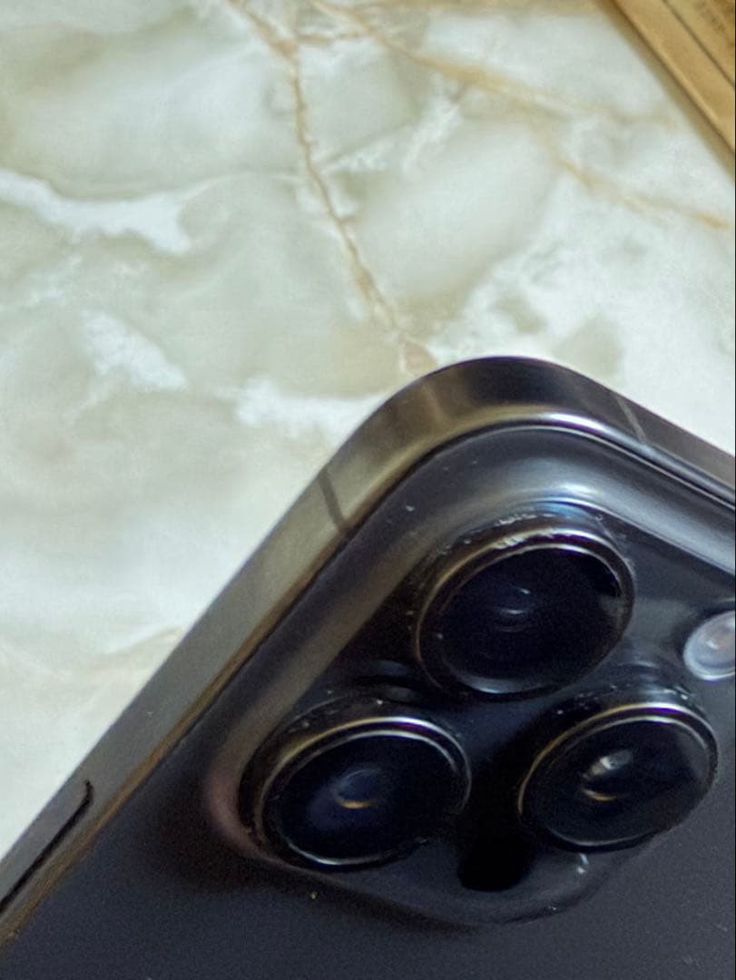 Apple iPhone 15 Pro Max米国版256GBシャッター音なし