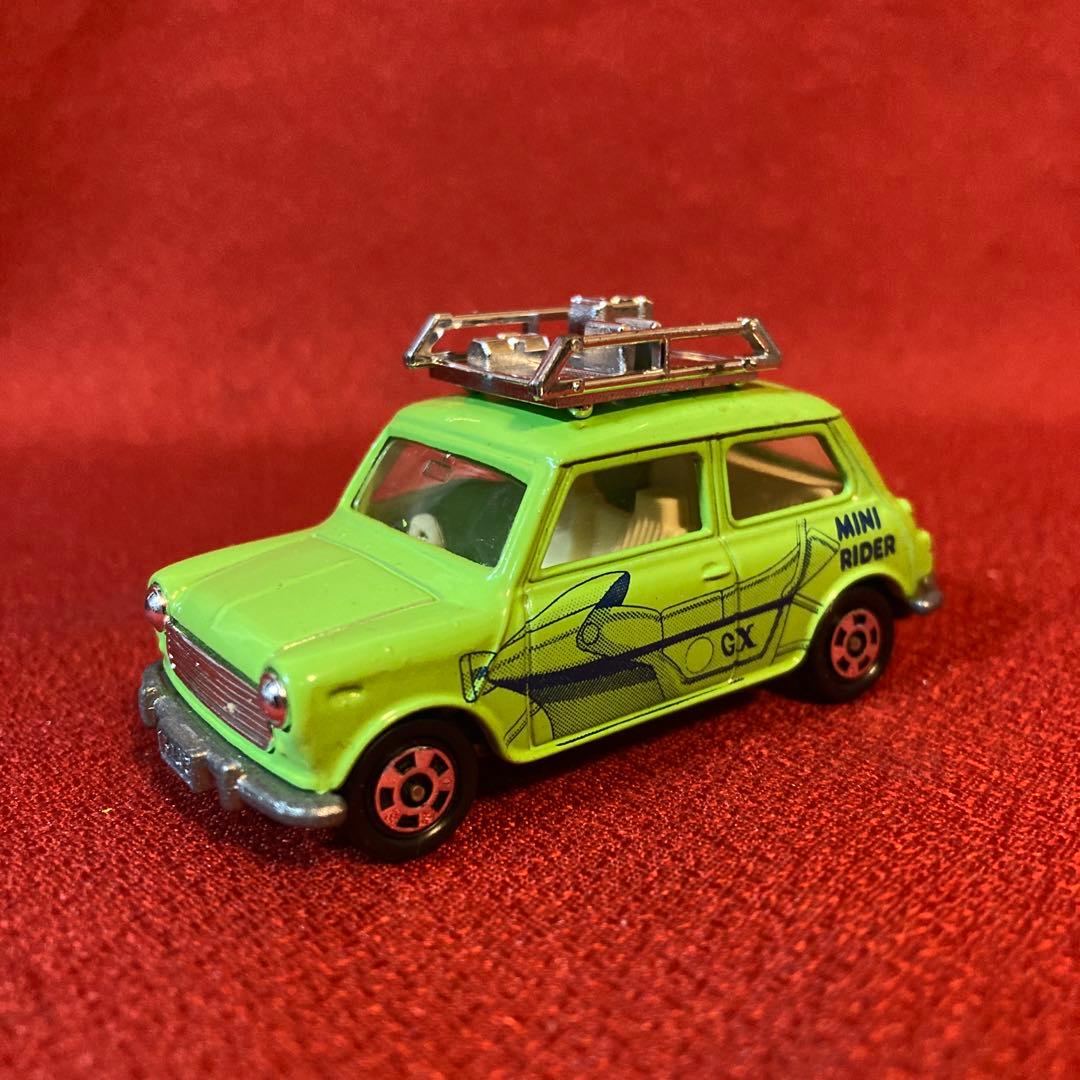 トミカ　日本製　No.F8 ミニクーパー