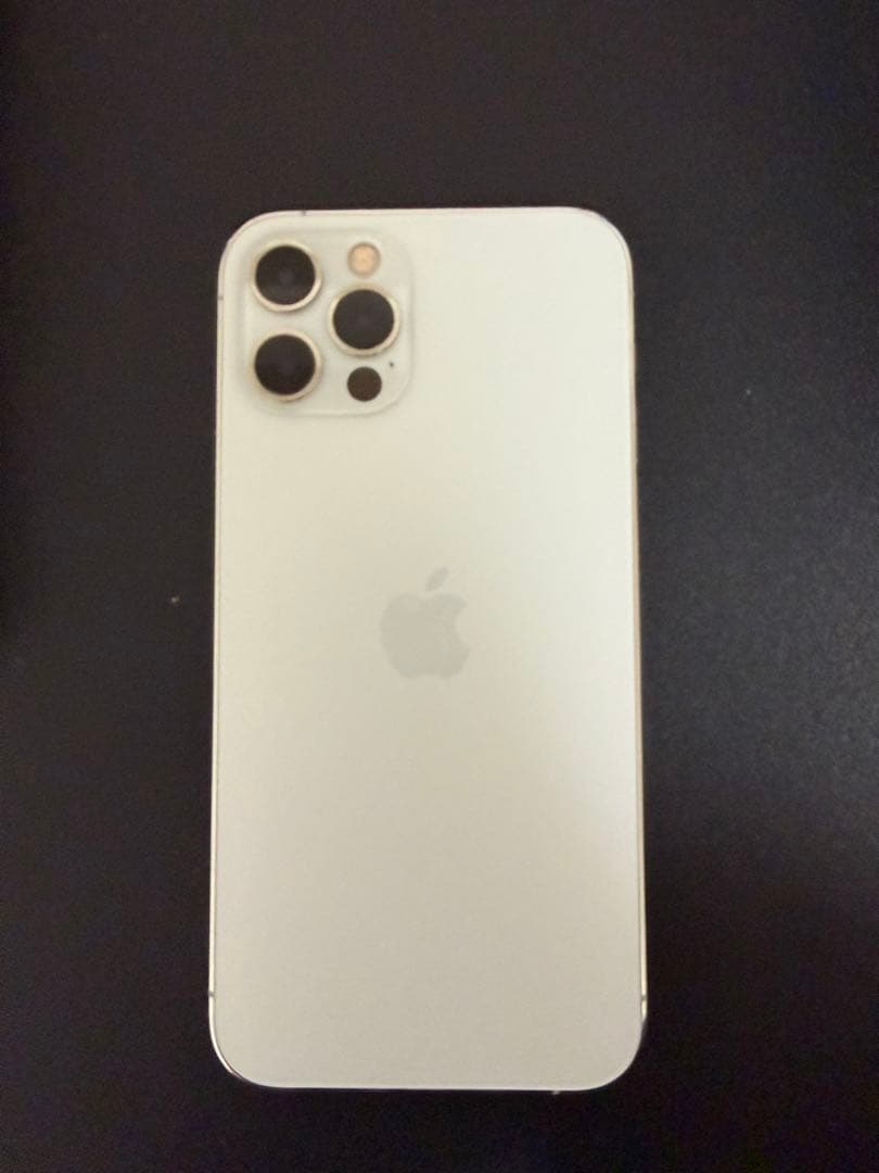 (キロロ)Apple iPhone 12Pro シルバー 本体 256GB