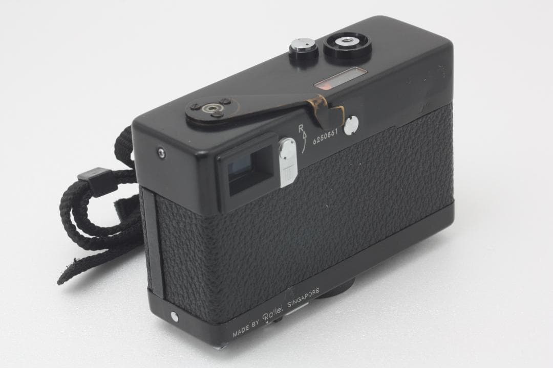 ローライ Rollei 35 ブラック ストラップ・フード付き #275a