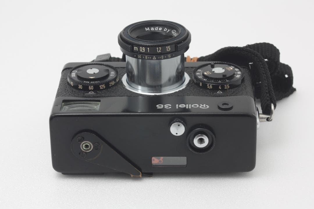 ローライ Rollei 35 ブラック ストラップ・フード付き #275a