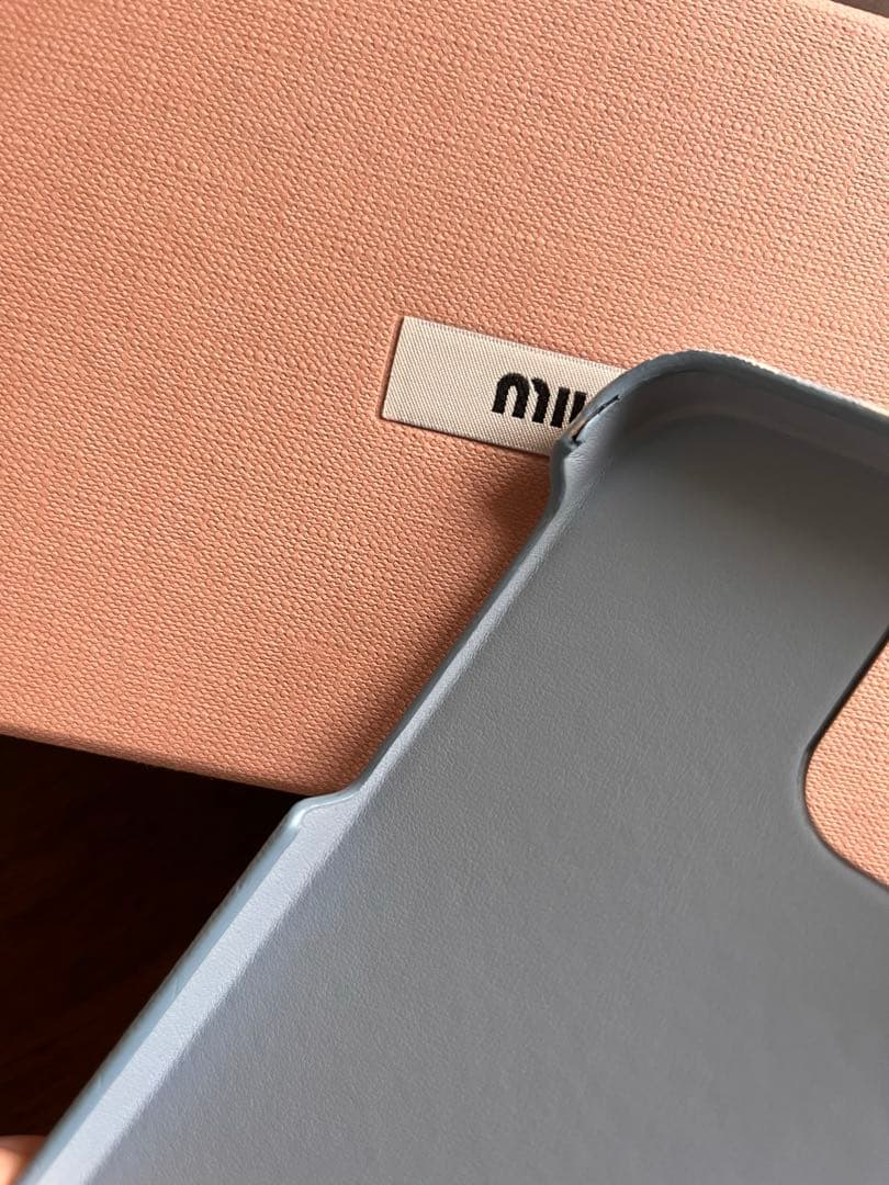 miu miu ミュウミュウ iPhone12 ケース