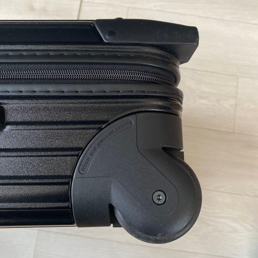 リモワ SALSA 35L 2輪 ブラック キャリーケース スーツケース