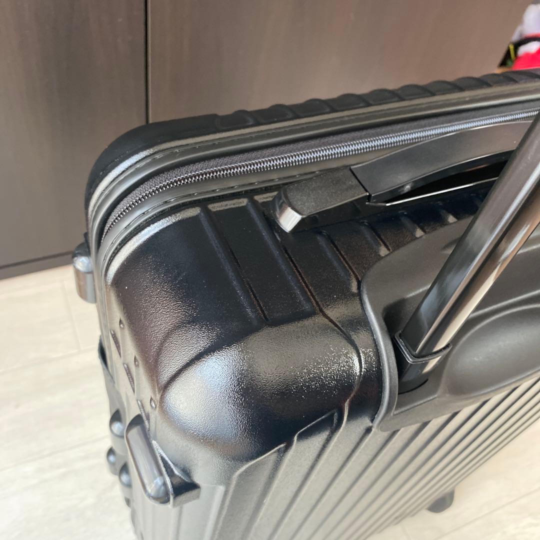 リモワ SALSA 35L 2輪 ブラック キャリーケース スーツケース