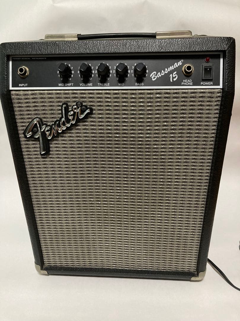 ベース Fender Japan Bassman15