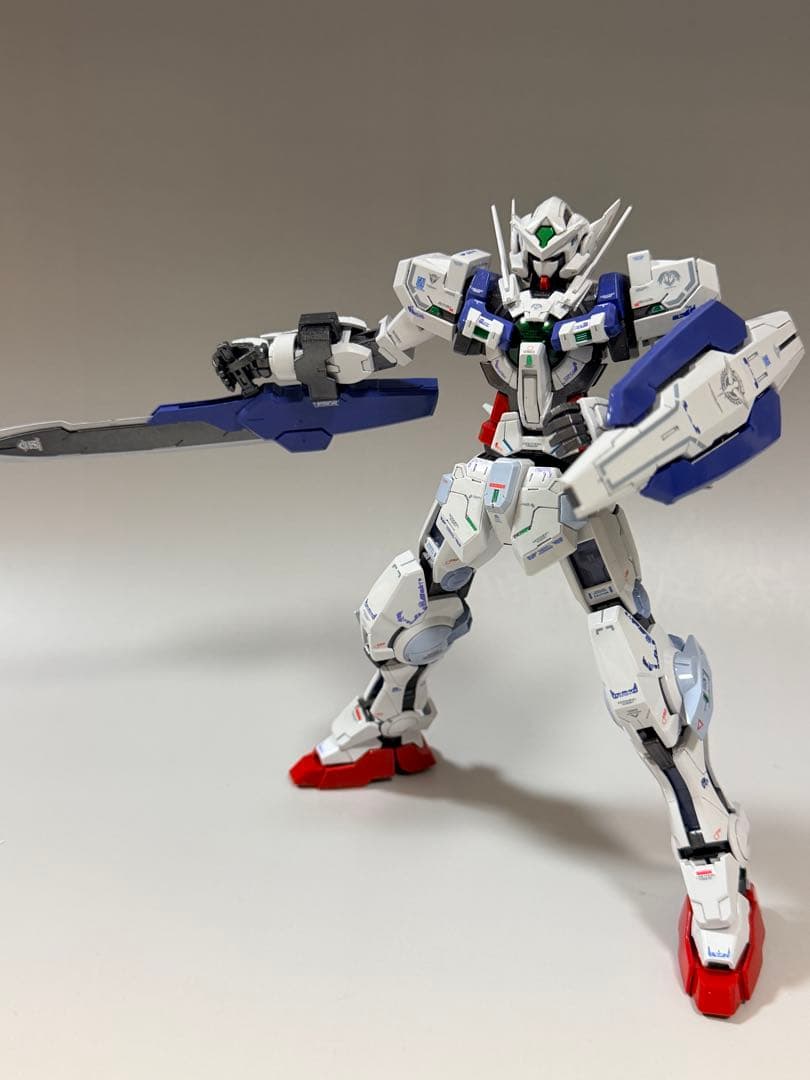 ガンプラ完成品　MGガンダムアストレア＋プロトGNツインブロードブレード