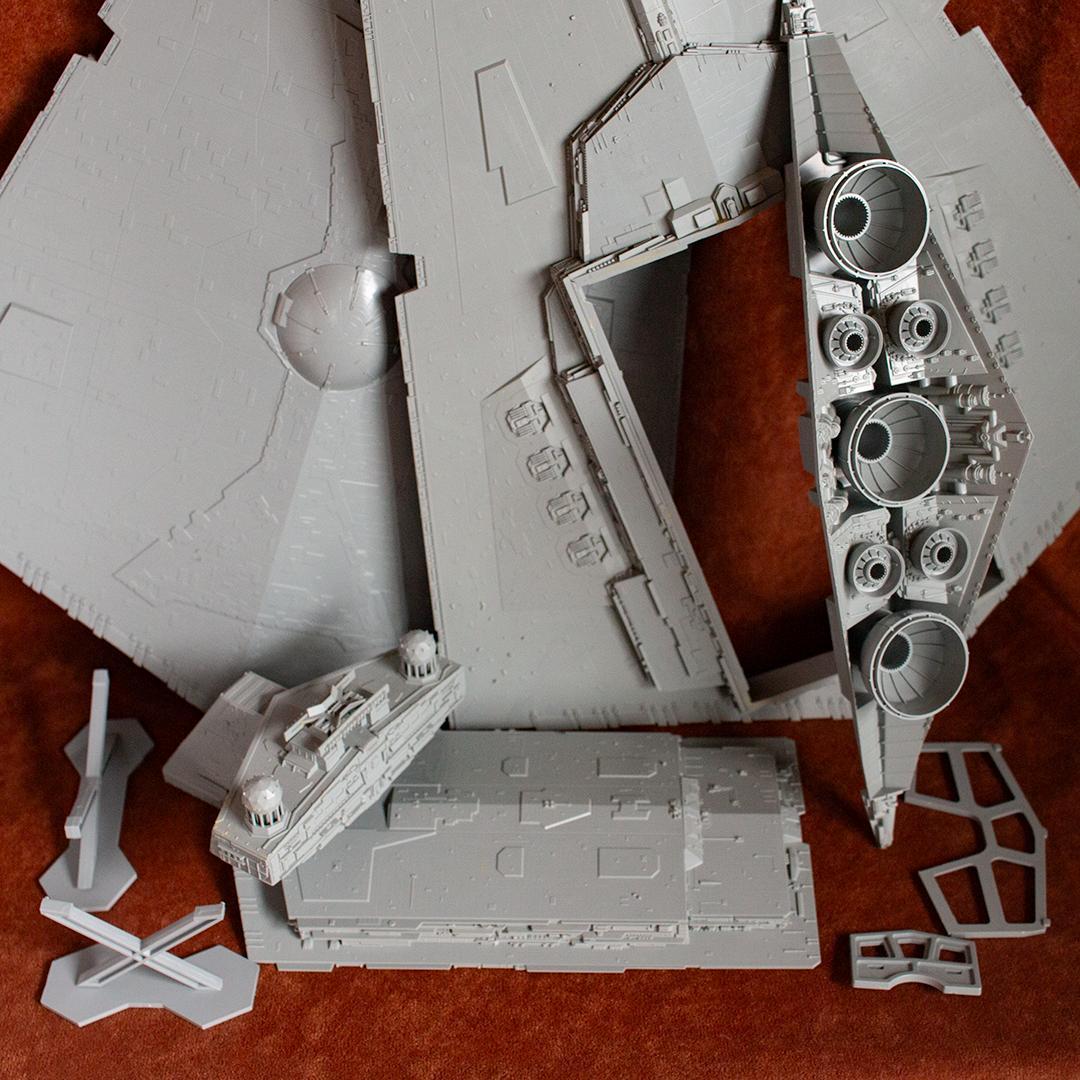 金*ー様 ズベズダ　1/2700　スター・デストロイヤー　プラモデル