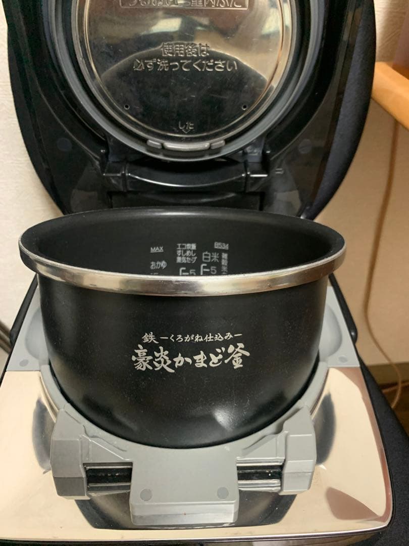 象印 炎舞炊き 圧力IH炊飯ジャーNW-KB10動作保証