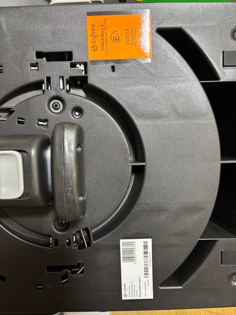 【セット販売】サイベックス Cloud Z i-Size ベビーシート、ベースZ