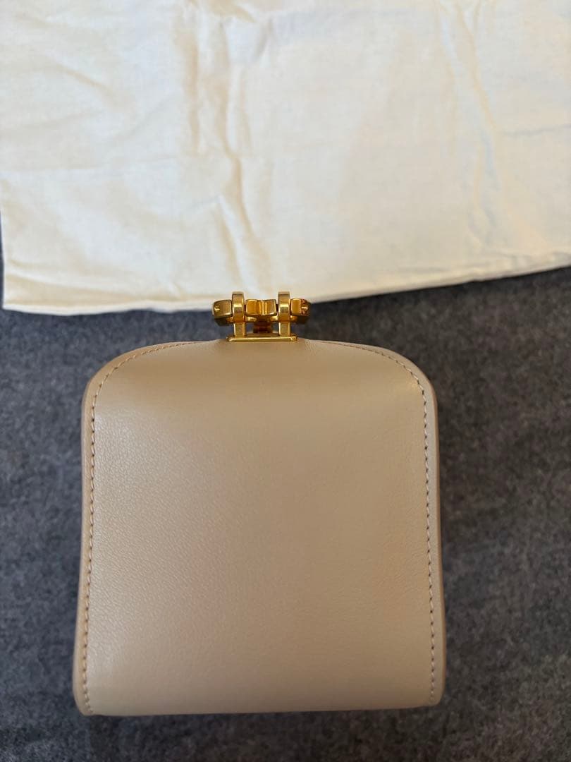 BALLY B-hookベージュ ショルダーバッグxs