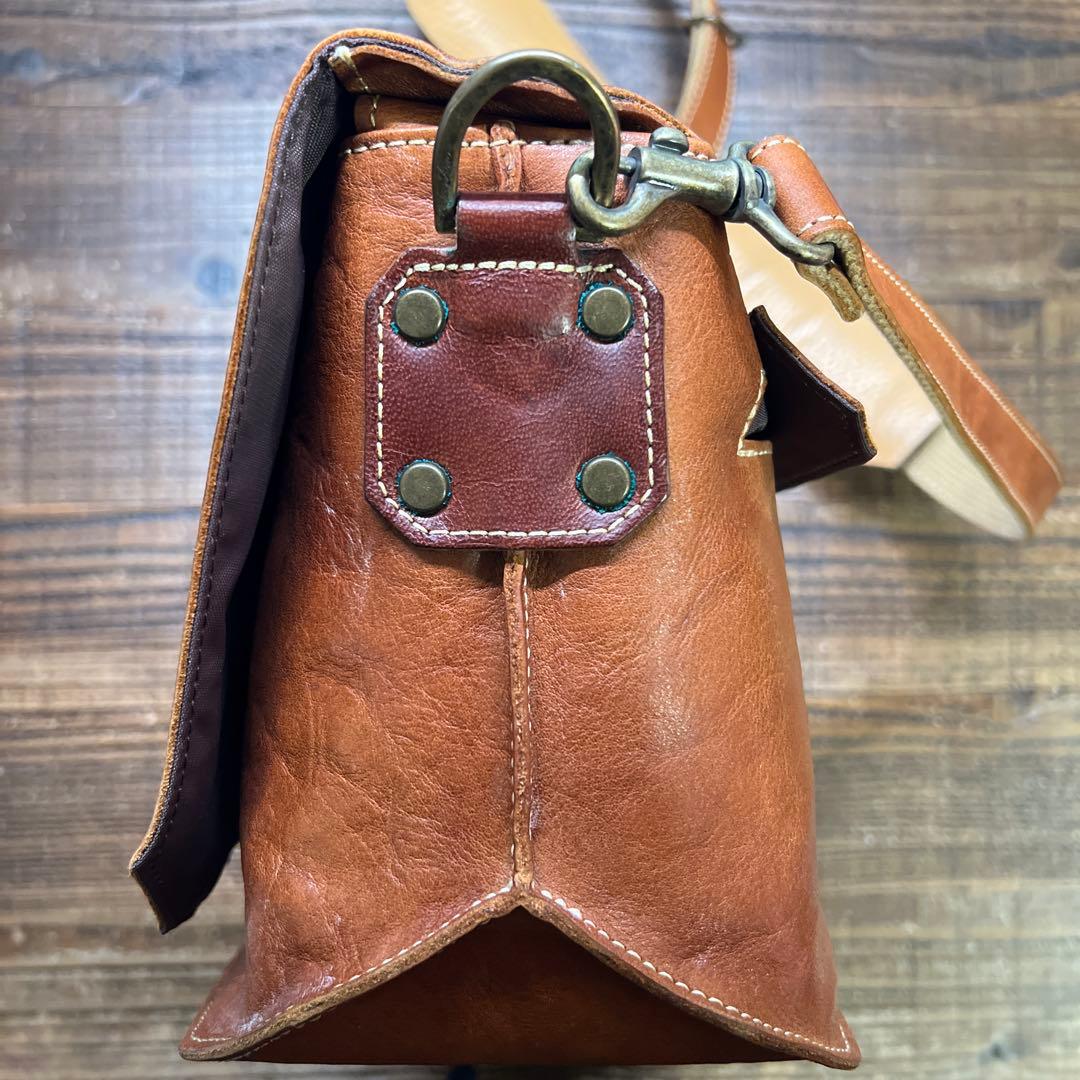 kisou 卉奏 acru レザー カメラバッグ　仕切2枚付