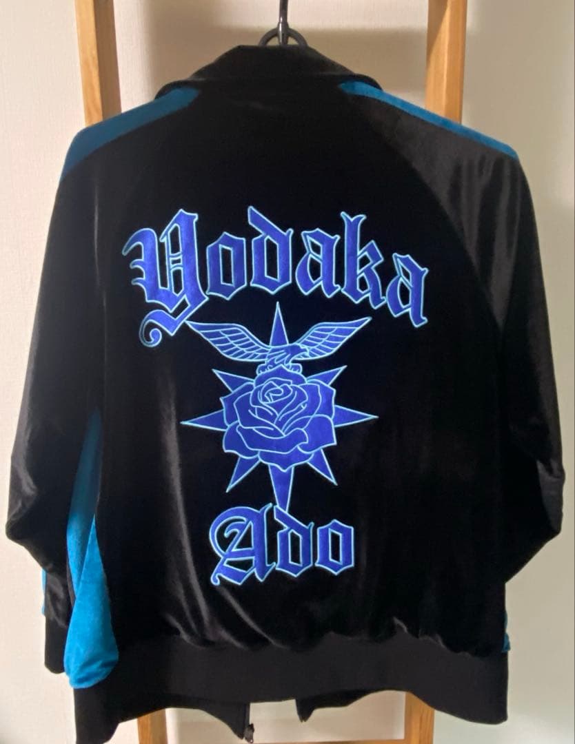 Ado ファッショナブル「よだか」トラックジャケット「XL」缶バッチ＆おまけ付き