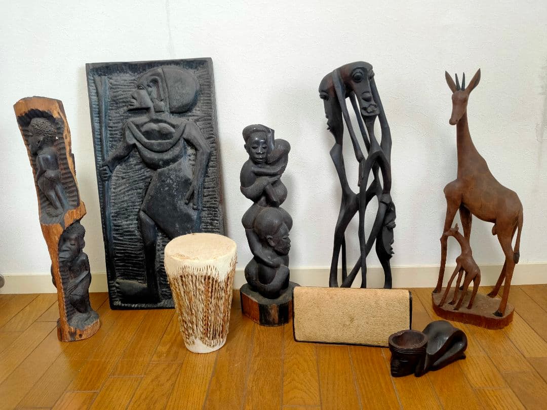 アフリカ　マコンデ等の彫刻コレクション　※マコンデ1体売却済の為ご注意願います。