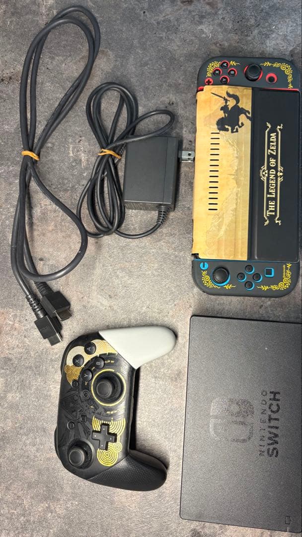 ゼルダの伝説 カバー付きNintendo Switch 本体セット　+プロコン